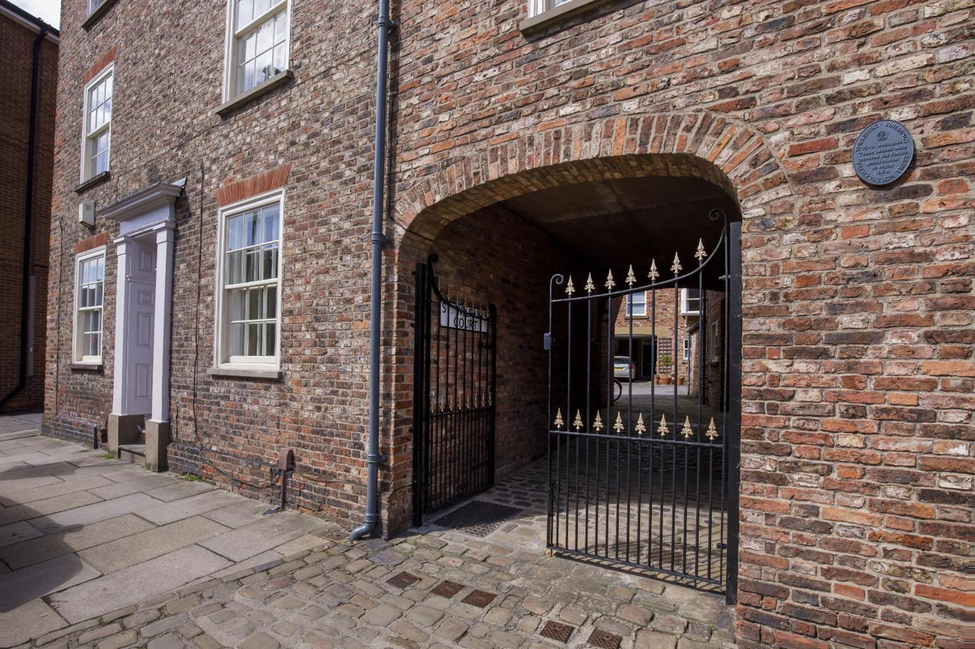 Villa St Wilfrid'S Court à York Extérieur photo